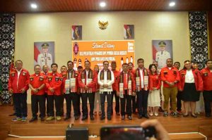 Walikota Palembang, Drs. Ratu Dewa, menghadiri pelantikan pengurus Dewan Pimpinan Cabang (DPC) Pemuda Batak Bersatu (PBB) Kota Palembang yang digelar di Rumah Dinas Wali Kota, Selasa (2/7/2025). Foto: Kominfo Palembang.