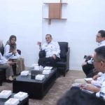 Sekretaris Daerah (Sekda) Provinsi Sumsel, Drs H Edward Candra, MH menerima kunjungan Kepala BBPOM Palembang, Yeni Ardianti di Ruang Tamu Sekda Sumsel, Rabu (23/7/2025). Foto: Humas Pemprov Sumsel.