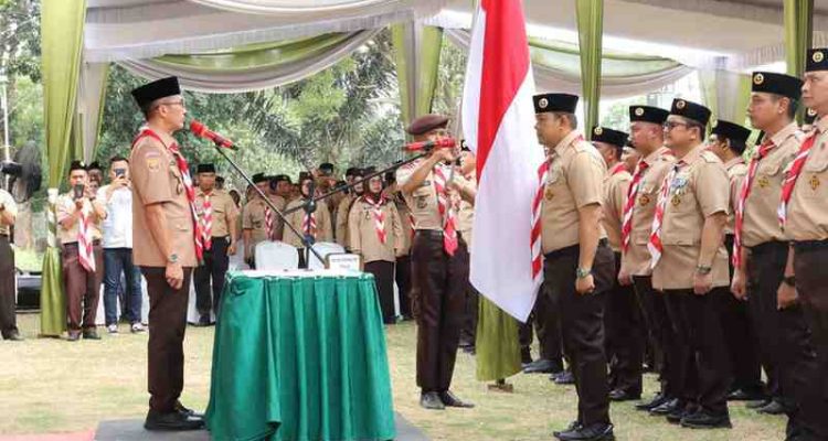 Ketua Majelis Pembina Cabang (Kamabicab) Pramuka, Ratu Dewa melantik Ketua Majelis Pembimbing Ranting beserta Pengurus dan Ketua Kwartir Ranting (Kakwaran) beserta Pengurus se-Kota Palembang masa bakti 2025–2028, Jumat (25/7/2025), Foto: Kominfo Palembang.