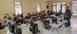 Dinas Ketahanan Pangan (DKP) Kabupaten Muba terlibat sebagai salah satu tenaga pengajar Program Sarjana Penggerak Pembangunan Indonesia (SPPI) yang menjadi bagian integral dari Program Nasional Makan Bergizi Gratis (MBG) . Foto: Kominfo Muba.