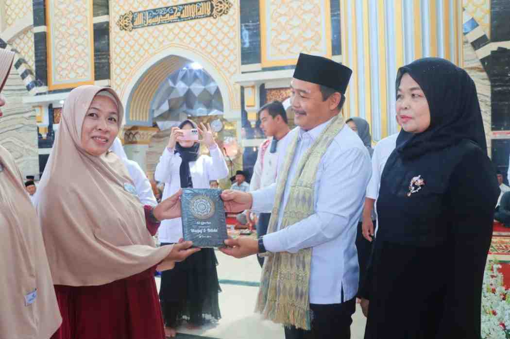 Wabup Muba, Rohman saat menghadiri tabklig akbar di Desa Epil, Lais, Minggu (20/7/2025). Foto: Kominfo Muba.