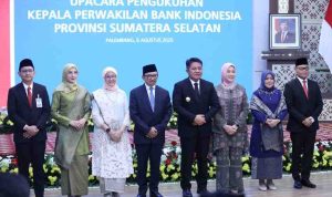 Gubernur Sumsel, Herman Deru saat hadiri serahterima Kepala Perwakilan Bank Indonesia (BI) Provinsi Sumatera Selatan. Foto: Humas Pemprov Sumsel.