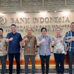 Kepala Biro Humas dan Protokol Pemprov Sumsel, Tony Kurniawan, S.S., MM mewakili Gubernur Sumsel Dr. H. Herman Deru, M.M., melakukan kunjungan ke Kantor Perwakilan Bank Indonesia Sulawesi Selatan, Jumat (8/8) siang. Foto: Humas Pemprov Sumsel.