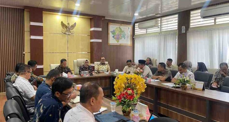 Para perwakilan Pemkab Muba menggelar diskusi dengan pejabat Pemprov Sumsel. Foto: Kominfo Muba.