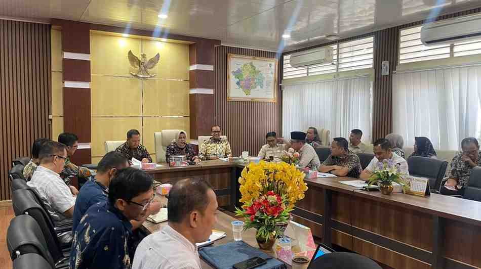 Para perwakilan Pemkab Muba menggelar diskusi dengan pejabat Pemprov Sumsel. Foto: Kominfo Muba.