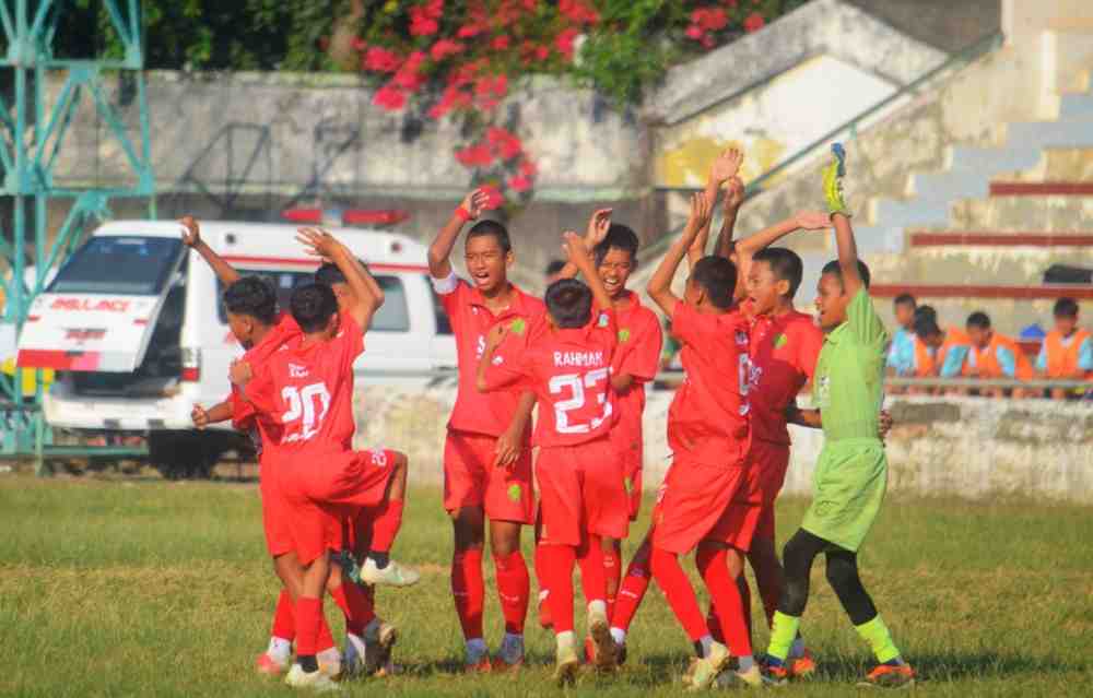 Laskar Menyala, julukan Sekolah Sepak Bola (SSB) Palembang Soccer Skills (PSS), mencatat sejarah baru dalam perjalanan sepak bola usia dini di Sumatera Selatan. Foto: IST