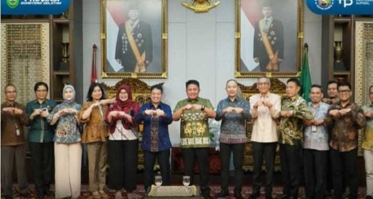 Gubernur Sumsel, Herman Deru menerima para pimpinan BPS RI dan BPS Sumsel di Griya Agung, Rabu (20/8/2025) malam. Foto: IG Pemprov_Sumateraselatan.