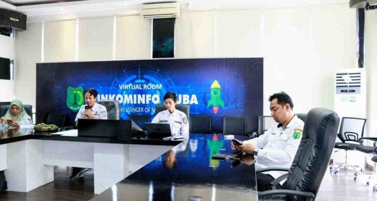 Jerry Rinoldy, ST, MT, Kepala Bidang Persandian Dinkominfo Muba saat bertemu pihak BPJS, JUmat (8/8/2025). Foto: Kominfo Muba.