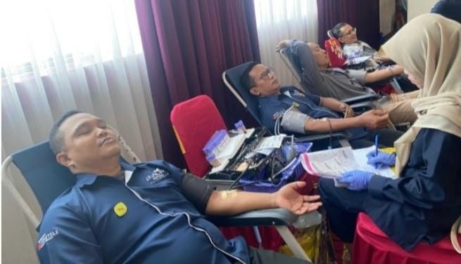 Para peserta yang melakukan donor darah yang digelar Ayoal Sentosa Hotel, Palembang, Selasa (19/8/2025). Foto: IST