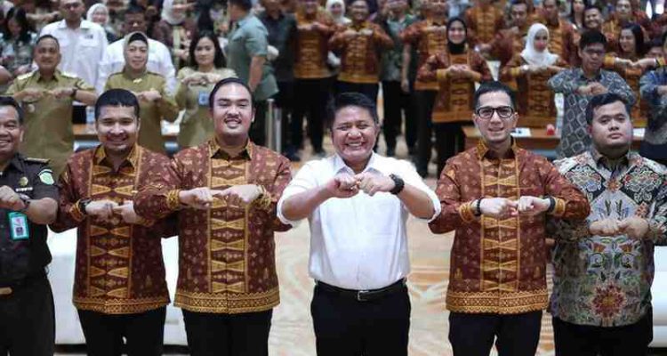 Gubernur Sumsel, Herman Deru saat menghadiri Rapat Kerja Daerah (Rakerda) BPD HIPMI Sumsel Masa Bakti 2025–2028 di Hotel Aryaduta Palembang, Selasa (12/8/2025). Foto: Humas Pemprov Sumsel.