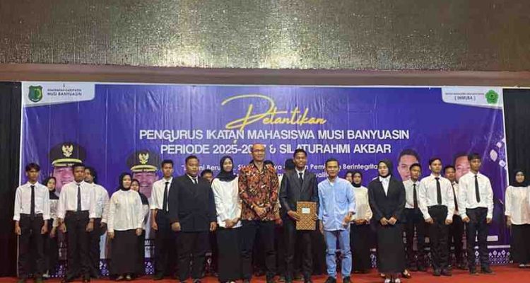 Para pengurus IMMUBA saat pelantikan, Sabtu (30/8/2025). Foto: Kominfo Muba.