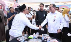 Sekda Sumsel, Edward Candra saat menghadiri dan membuka Job Fair di nAtrium PS Palembang, Rabu (6/8/2025). Foto: Humas Pemprov Sumsel.