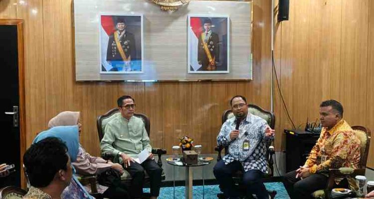Managemen PT Pertamina Patra Niaga bertemu dengan Walikota Palembang Ratu Dewa, Jumat (8/8/2025). Foto: Kominfo Palembang.
