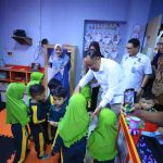 Wagub Sumsel, Cik Ujang melihat langsung Kegiatan pemeriksaan kesehatan gratis di SDIT Royal Islamic School, Jalan Merdeka, Palembang, Rabu (27/8/2025). Foto: Humas Pemprov Sumsel.