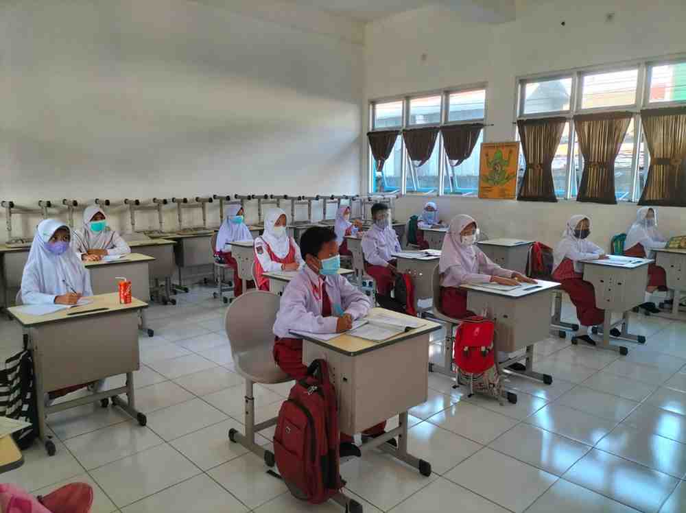 Ilustrasi para siswa SD di Palembang belajar di kelas. Foto: Dok Sumselheadline.com.