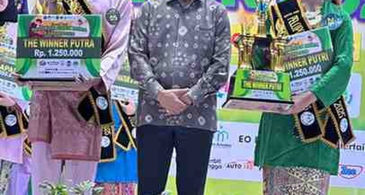 Alya Zhafira Ivana dari SMPN 6 Sekayu dan Rakha Fathi Ardian dari SMAN 1 Sekayu terpilih sebagai juara duta muda Muba yang siap menginspirasi. Foto: Kominfo Muba.