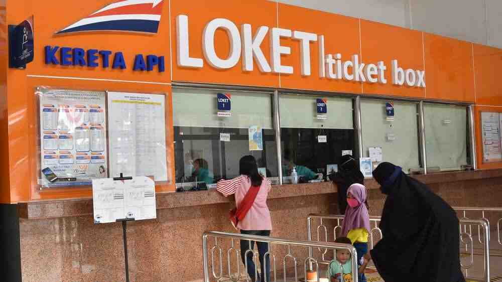 Suasana di loket Kertapati, Palembang. Foto: IST/palembangekpress.