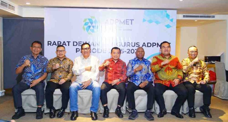 Bupati Muba, HM Toha bersama pada pengurus ADPMET di Jakarta, Kamis (7/8/2025). Foto: Kominfo Muba.
