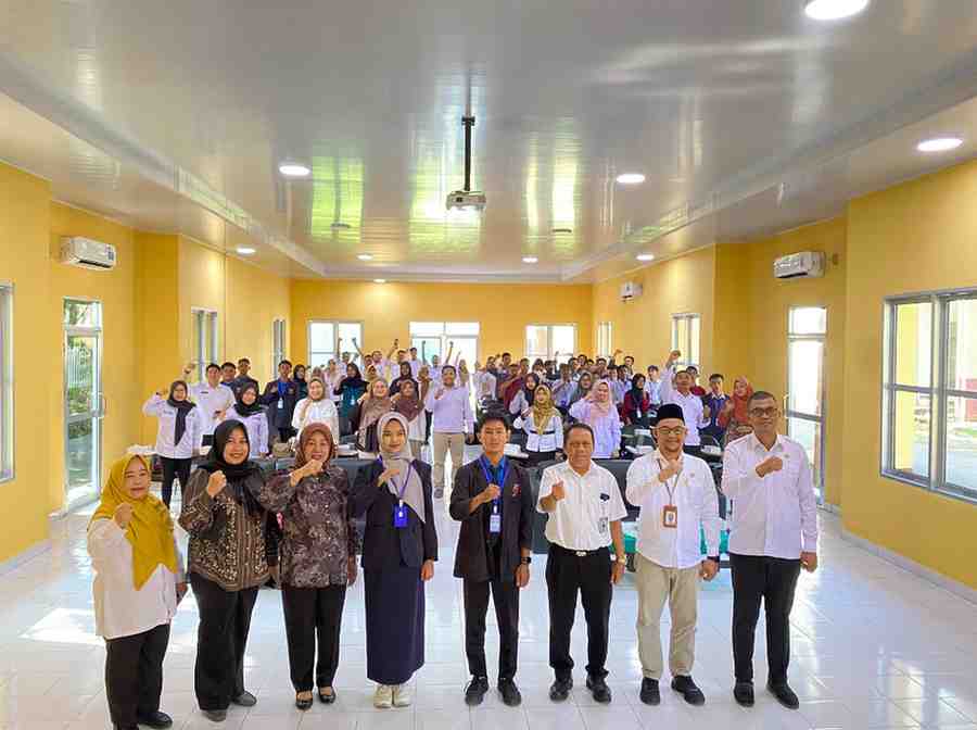 Dinas Tenaga Kerja dan Transmigrasi (Disnakertrans) Musi Banyuasin (Muba) bekerja sama dengan Badan Perlindungan Pekerja Migran Indonesia (BP3MI) Sumsel mengadakan sosialisasi bagi calon pekerja migran, Rabu (27/8/2025). Foto: Kominfo Muba.