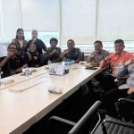 Para pengurus DPD PJS Sumsel bersilaturrahim dengan jajaran Bank Sumsel Babel (BSB) Jakabaring, Palembang, Kamis (7/8/2025). Foto: Dok PJS Sumsel.