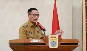 Walikota Palembang, Ratu Dewa saat hadir di paripurna DPRD membahasa APBD Perubahan 2025. Foto: Sumselheadline/Pitria.