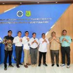 Pejabat Disnaker Muba bersama pihak managemen PT Hindoli, Sabtu (13/9/2025). Foto: Kominfo Muba.