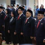 Sekda Palembang, Aprizal atas nama Walikota Ratu Dewa melantik dan mengambil sumpah sejumlah pejabat baru di lingkungan Pemkot Palembang, Kamis (25/9/2025). Foto: Komifn o Palembang.