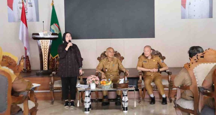 Ketua Tim Pembina Posyandu, Dewi Sastrani Ratu Dew. Foto: Kominfo Palembang.