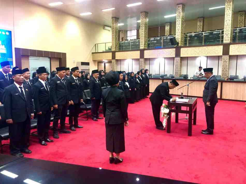 Suasana pelantikan sejumlah pejabat Pemprov Sumsel, Selasa (9/9/2025). Foto: suara publik.id.