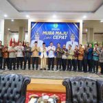 Para anggota Dewan Pendidikan Kabupaten Muba melakukan audiensi dengan Bupati Muba HM Toha Tohet SH, bersama OPD di Guest House Griya Bumi Serasan Sekate, Jumat (19/9/2025). Foto: Kominfo Muba.