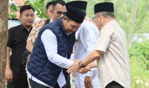Wabup MUba, Rohman saat disambut warga Lalan, Minggu (7/9/2025). Foto: Kominfo Muba.