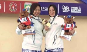 Dua atlet putri asal PNS Muba mendapat memdali emas pada ajang Pornas Korpri. Foto: Kominfo Muba.