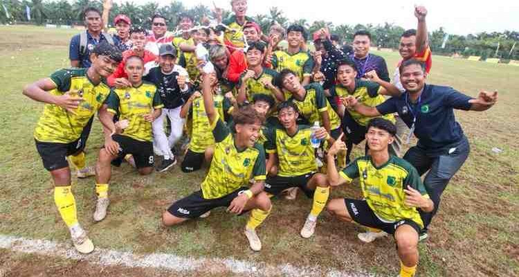 Tim sepakbola Muba yang menang telak atas PALI pada Porprov XV Sumsel, Rabu (22/10/2025). Foto: Kominfo Mba.