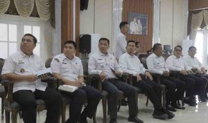 Para camat yang mengikuti Rakor bersama Walikota Palembang, Ratu Dewa, Rabu (1/10/2025). Foto: Kominfo Palembang.