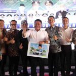 Gubernur Sumsel, Herman Deru dan sejumlah bupati menghadiri dialog interaktif “Inovasi dan Terobosan Mendorong Sumsel Mandiri Pangan” di Hotel Novotel Palembang, Jumat (24/10/2025). Foto: Humas Pemprov Sumsel.