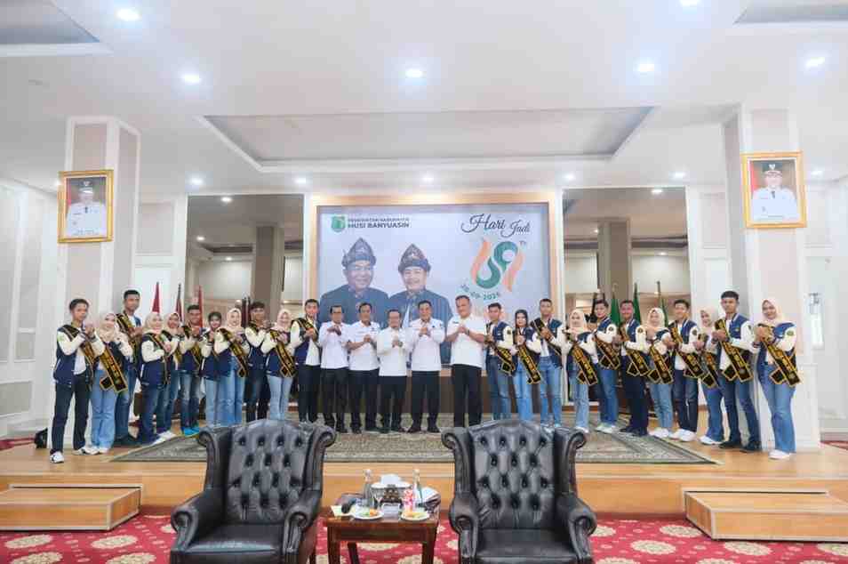 Para Duta Kesetiakawanan Muba saat silaturrahim dengan Bupati Muba, HM Toha, Rabu (1/10/2025). Foto: Kominfo Muba.