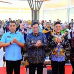 Bupati Muba, HM Toha saat peluncuran Program Digitalisasi Usaha dan Klinik Usaha dalam rangkaian kegiatan Layanan Perizinan untuk Publik di Sumatera Selatan – Sinergi Ajak Perizinan Awal (LAKSAN-SAPA) 2025 yang dipusatkan di Mal Pelayanan Publik (MPP) Muba, Kamis (23/10/2025). Foto: Kominfo Muba.
