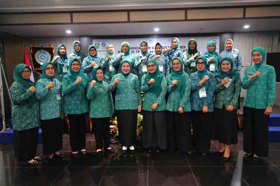 pkk (1) PKK Sumsel menggelar pelatihan Peningkatan Kapasitas Kader Pokja III yang digelar di Hotel Emilia Palembang, Selasa (28/10/2025), Foto: Humas Pemprov Sumsel.