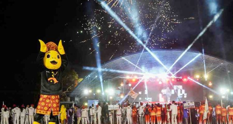 Suasana pembukaan Porprov, Muba, Sabtu (18/10/2025) malam di Stadion Serasan Sekate, Sekayu. Foto: Kominfo Muba.
