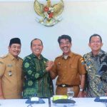Wakil Bupati Musi Banyuasin, Kyai Rohman, saat menghadiri Rapat Pembahasan Usulan Revisi Permendagri 126/2017 yang digelar di Ruang Rapat Lantai 3, Gedung H Kantor Kementerian Dalam Negeri, Jakarta Pusat, Selasa (14/10/2025). Foto: Kominfo Muba.