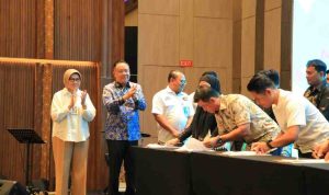 Wagub Sumsel, Cik Ujang saat menghadiri Gathering dan PKS Massal Developer BNI Wilayah 03 yang digelar di Palembang, Jumat (17/10/2025). Foto: Humas Pemprov Sumsel.