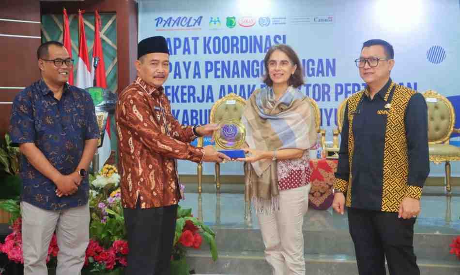 Rapat Koordinasi Upaya Penanggulangan Pekerja Anak di Sektor Pertanian Tahun 2025, yang dibuka langsung oleh Wakil Bupati Muba Kyai Abdur Rohman Husen di Auditorium Pemkab Muba, Kamis (27/11/2025). Foto: KOminfo Muba.