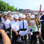 Didampingi Walikota Palembang Ratu Dewa, Gubernur Sumsel Herman deru melihat langsung rencana revitalisasi kawasan BKB, Senin (24/11/2025). Foto: Humas Pemprov Sumsel.