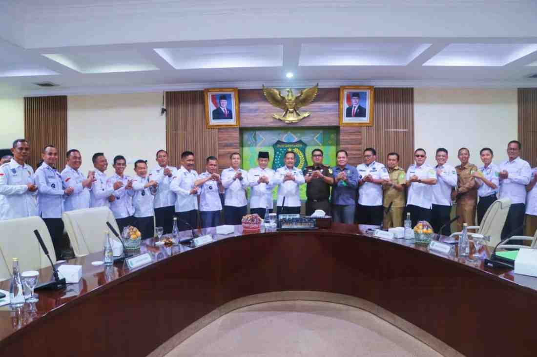 Wabup Muba, Rohma menerima tim program Jaga Desa dari Kejati Sumsel dan Kejari Muba, Rabu (26/11/2025). Foto: Kominfo Muba.