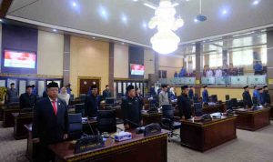 Para anggota DPRD Muba yang mengikuti rapat p-aripurna dengan agenda mendengarkan pandangan umum fraksi terhjadap RAPBD 2026, Selasa (17/11/2025). Foto: Kominfo Muba.