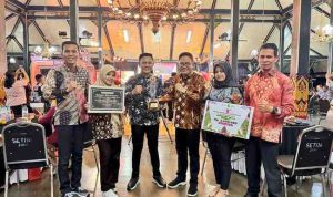 LPPL Radio Gema Randik 97 FM Muba berhasil meraih gelar Reporter Berita Indonesia Terbaik pada malam puncak Persada.ID Award 2025 yang berlangsung di Pendopo Agung Kabupaten Purworejo, Jawa Tengah, Rabu (26/11/2025). Foto: Kominfo Muba.
