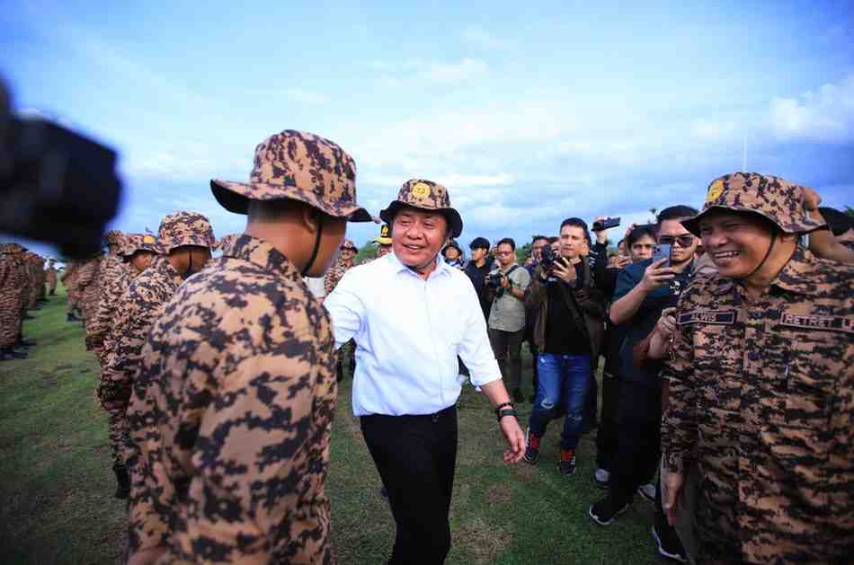Gubernur Sumatera Selatan (Sumsel) Dr. H. Herman Deru membuka secara resmi Retret Laskar Pandu Satria (LPS) Jilid II Tahun 2025 yang digelar di Bumi Perkemahan Gandus, Palembang, Kamis (6/11/2025). Foto: Humas Pemprov Sumsel.