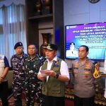 Gubernur Sumsel, Herman Deru secara resmi mengumumkan kenaikan UMP, Jumat (19/12/2025). Foto: Humas Pemprov Sumsel.