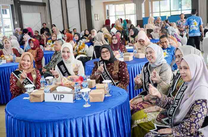 Bunda PAUD Musi Banyuasin (Muba), Hj. Fatimah Toha yang hadir di puncak HUT BPMP Sumsel di Inderalaya, Kamis (22/1/2026), Foto: Kominfo Muba.