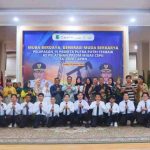 Sebanyak 15 pemuda dilepas Wakil Bupati Muba Kiai Abdur Rohman Husen, Kamis (15/01/2026) untuk belajar dan mkeningkatkan kemampuan bidang migas ke pusat Migas, Cepu. Foto: Kominfo Muba.